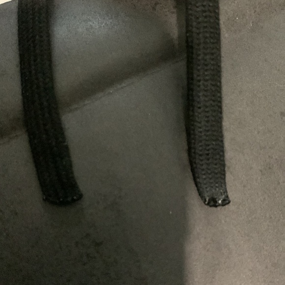 Women’s vans shoes size us 7 men’s size 5.5 PINK!!!!! - Picture 6 of 6